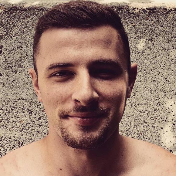 Meet your Posher, David - Picture 1 of 1